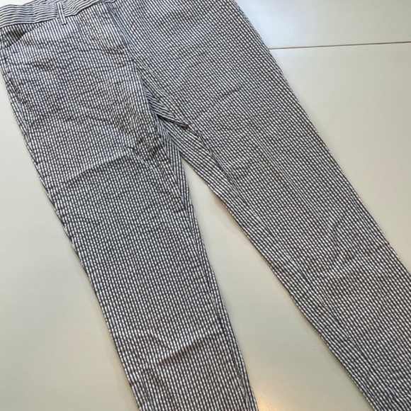 Gap Khakis - Picture 3 of 5